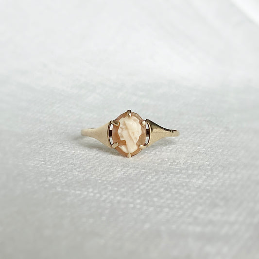 Aurelia Shell Cameo Ring