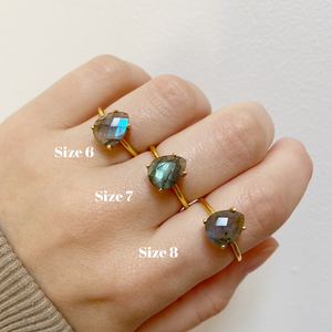 
                  
                    Load image into Gallery viewer, Tia Labradorite Ring - Size 7
                  
                