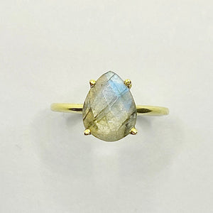 
                  
                    Load image into Gallery viewer, Tia Labradorite Ring - Size 6
                  
                