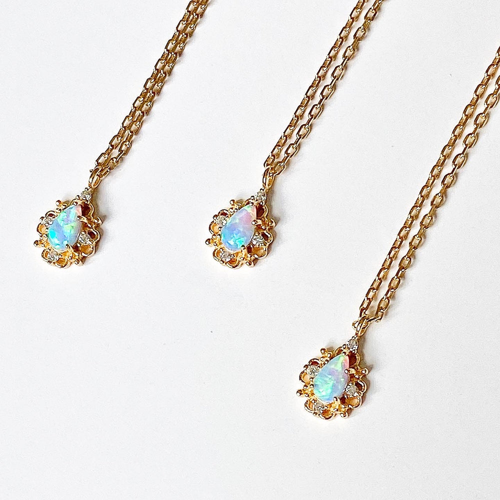
                  
                    Load image into Gallery viewer, Bianca Opal Necklace
                  
                