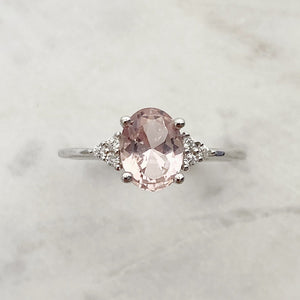 
                  
                    Load image into Gallery viewer, Harper Morganite Ring Silver
                  
                