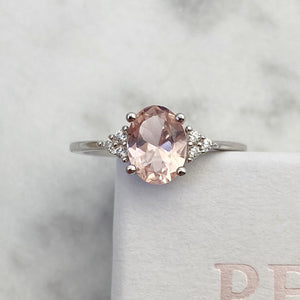
                  
                    Load image into Gallery viewer, Harper Morganite Ring Silver
                  
                
