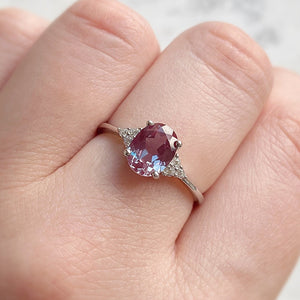 
                  
                    Load image into Gallery viewer, Amelia Alexandrite Ring
                  
                