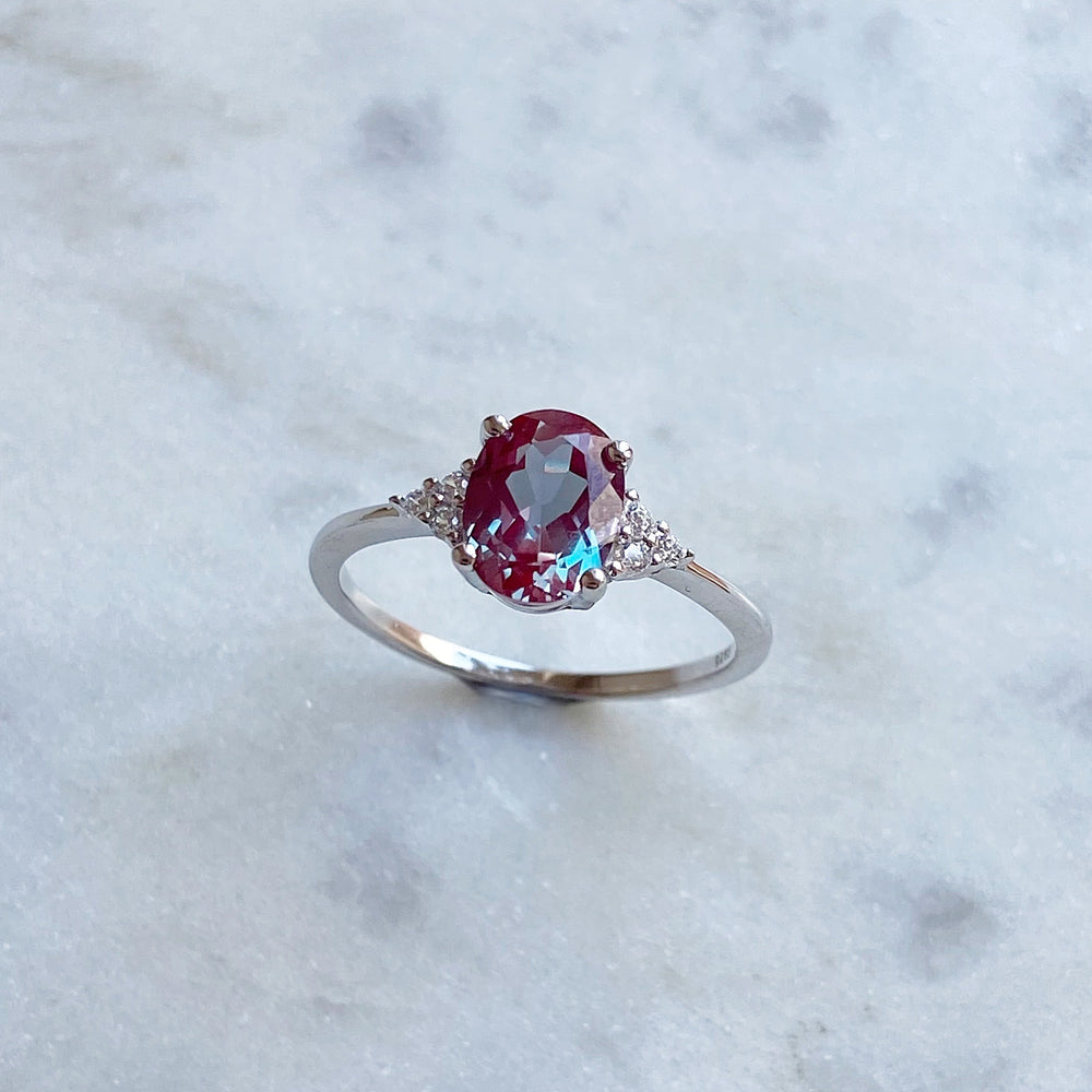 
                  
                    Load image into Gallery viewer, Amelia Alexandrite Ring
                  
                