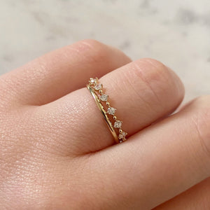 
                  
                    Load image into Gallery viewer, Grace Solid 9K Gold Band
                  
                